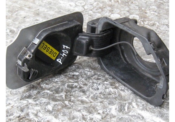 лючок баку Peugeot 407,1.6hdi